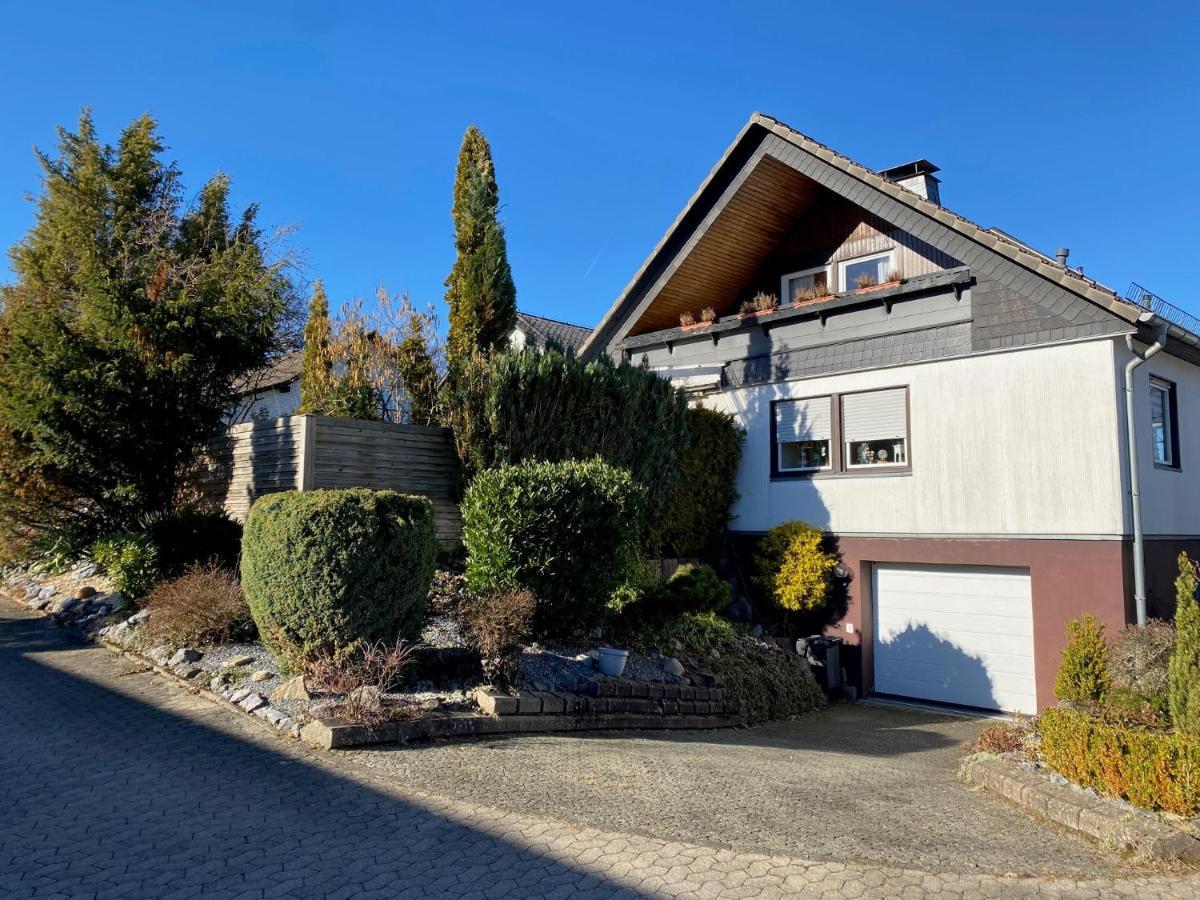 Ferienwohnung Mit Loggia Warstein Exterior foto